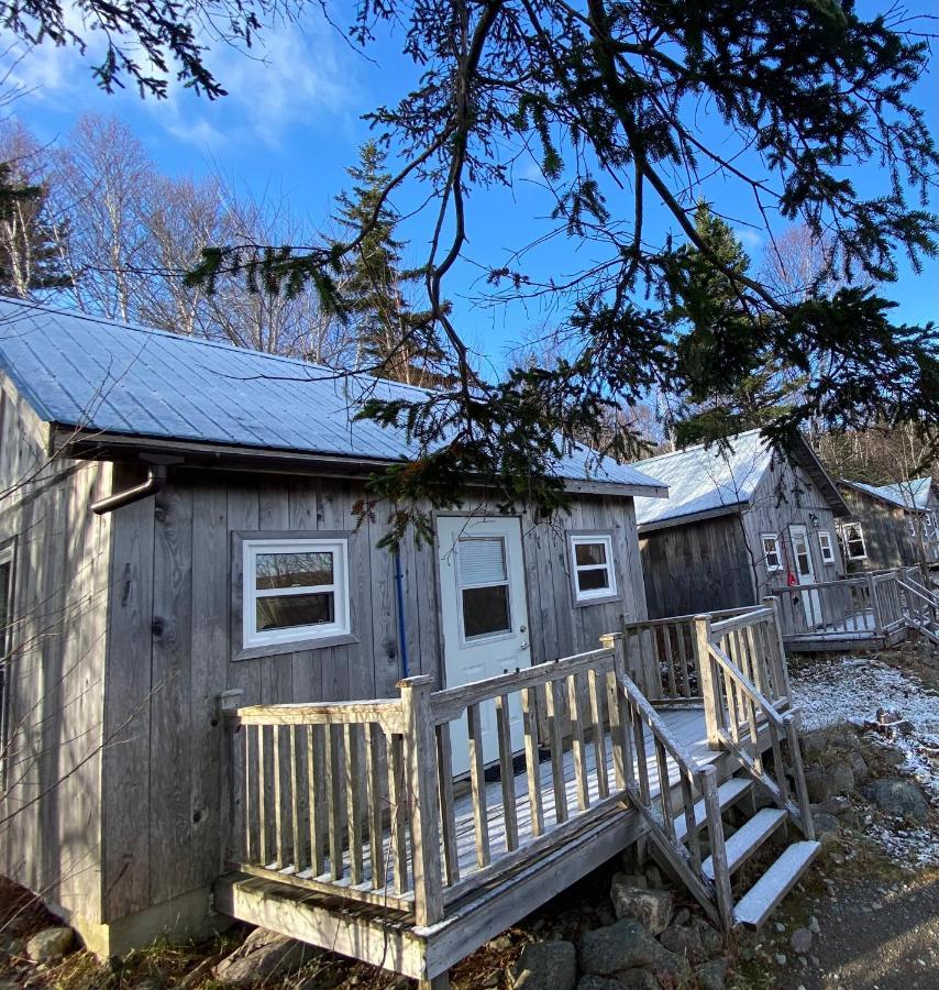 Trailside Accommodations And Outdoor Adventures Birch Plain Exterior photo