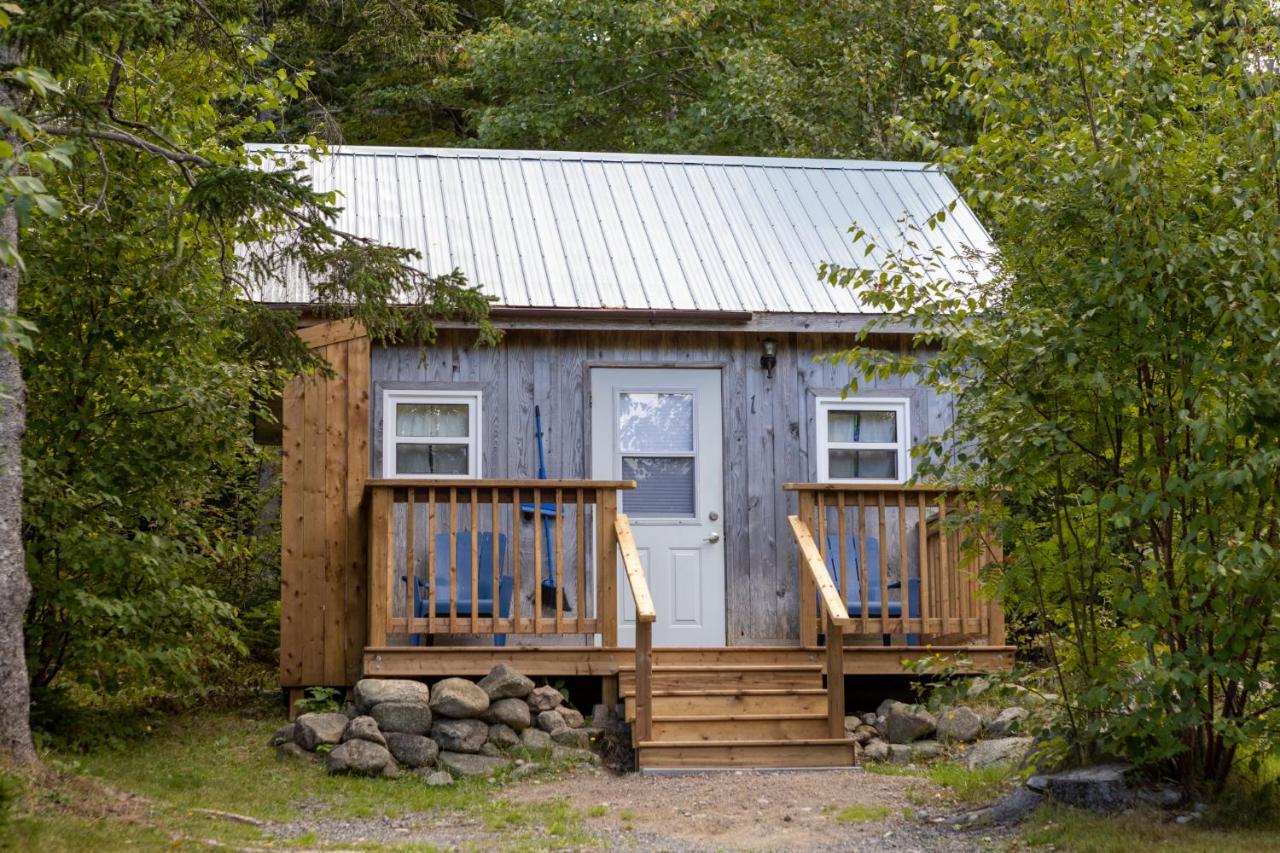 Trailside Accommodations And Outdoor Adventures Birch Plain Exterior photo